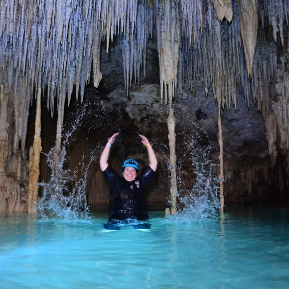 Meet your Posher, Tara - Picture 8 of 8